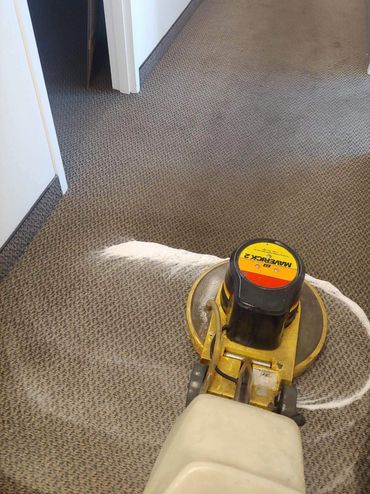 Nettoyage d’un tapis d’immeuble