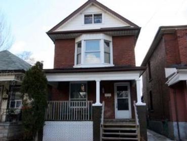 282 Grosvenor Av N
Crown Point community love Where You Live hamilton Ottawa Street Sold property