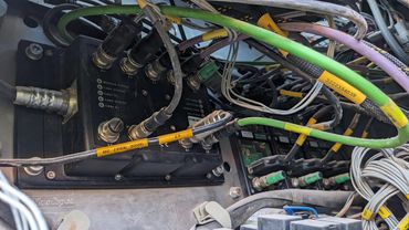 Electrical systems maintenance and repair on surface drill mining equipment