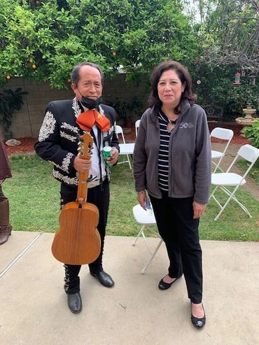 Trio marichi capris requintista with Hilda Solis