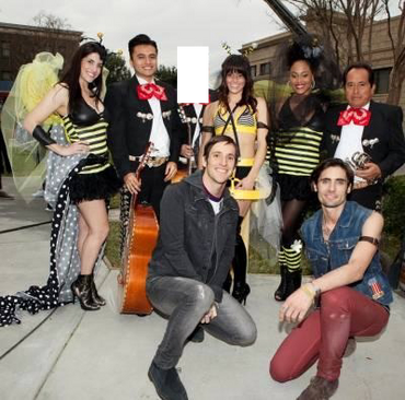 Trio mariachi capri with The all American rejects