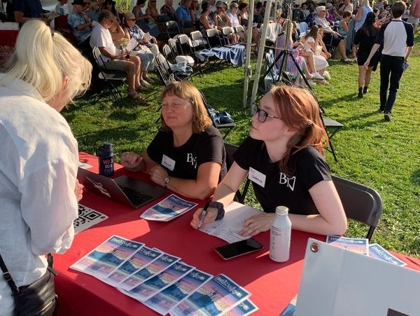 volunteers
Township 7 Winery
Township of langley