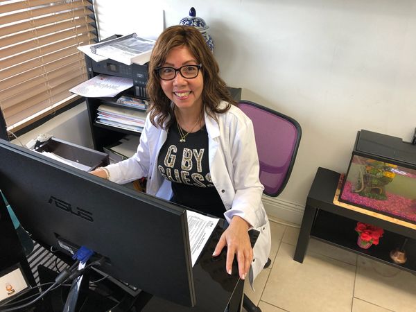 Foto Dra, Sui Len Xing Xin