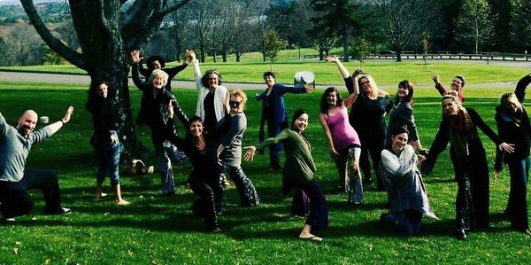 A JourneyDance session outside. Image courtesy of JourneyDance.com.