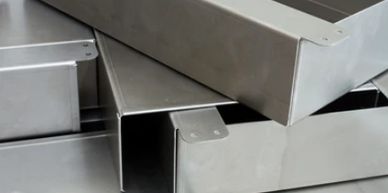 pieza en lamina doblada y fabricada sobre planos