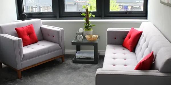 Life coaching with Nadia Themis. One to one session that will change your life.