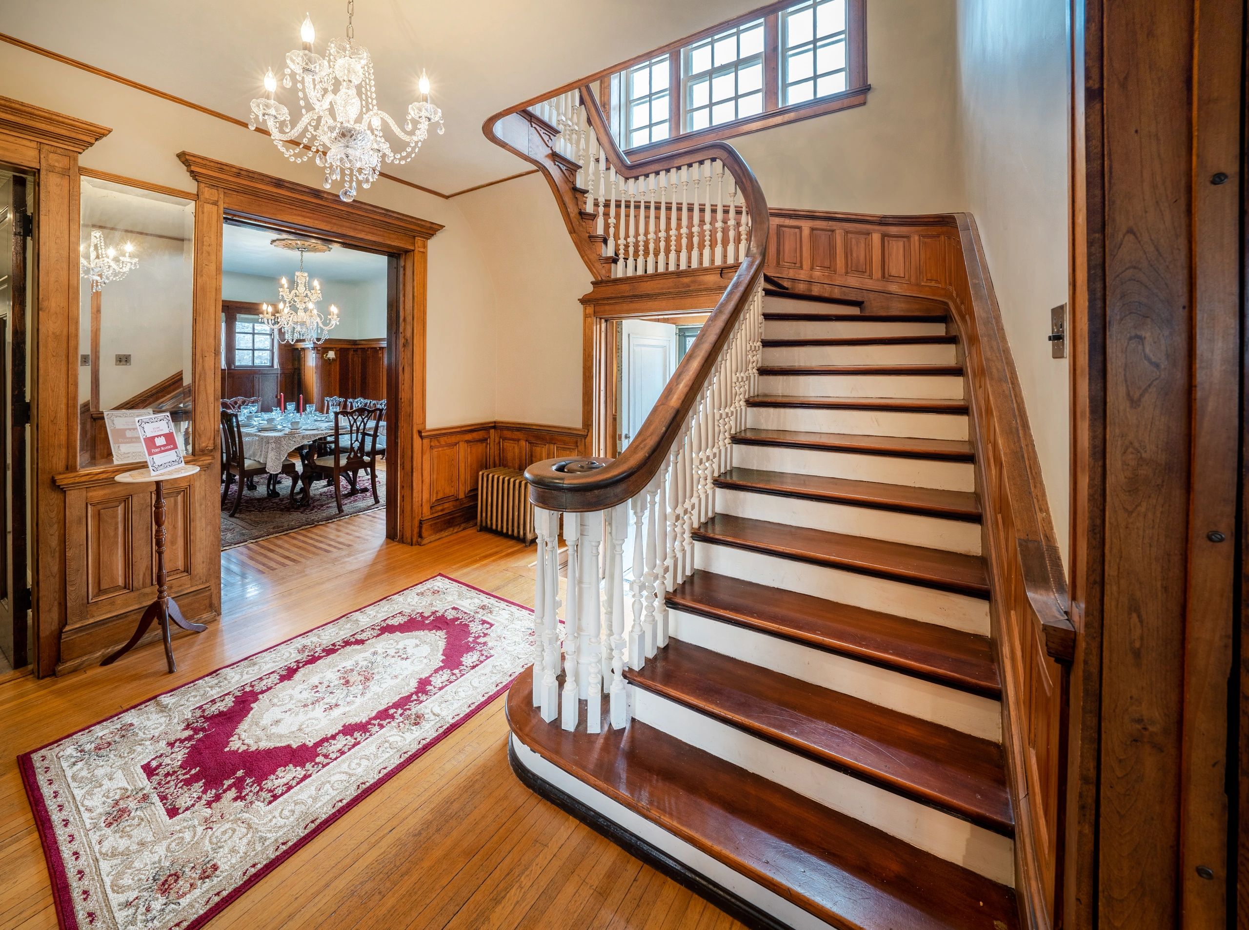 Historic Sioux Falls Rental Venue Foyer