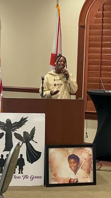 Johntavia Wallace speaking from a child's prospective on Dv and how children are some times left unc
