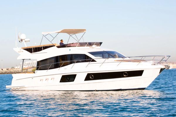 Yachts rentals in Dubai with Go fishing Tours Yachts and boats rentals.
