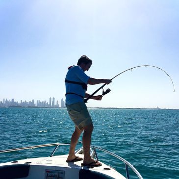 Fishing in Dubai, Fishing Dubai, Casting and jigging in dubai with Go Fishing Dubai.