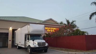 Fort Myers moving company , Naples movers, Local Mover , moving company , Cape Coral moving company 