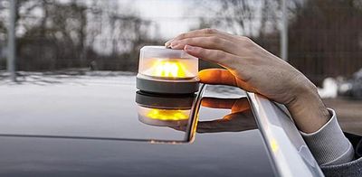 From the 1st of January, the emergency triangle will be replaced by the V-16 Flashing Beacon