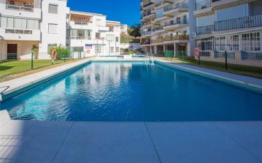 FRONTLINE BEACH HOLIDAY RENTAL IN MARBELLA CENTRE