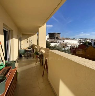 Marbella real estate agents and business specialists. Marbella old town property for sale.