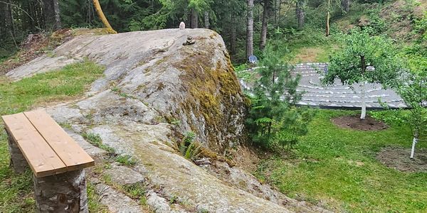Higher Ground Wellness Retreat, labyrinth from the rock