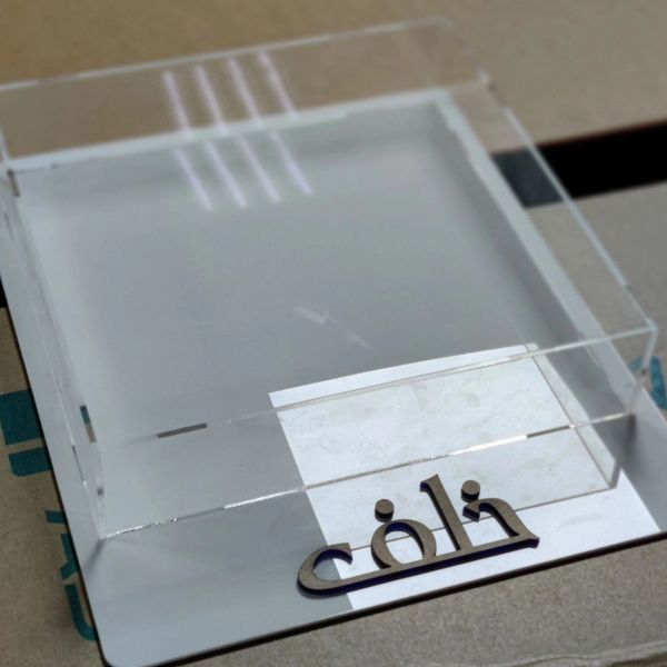 acrylic tray supplier in Abu Dhabi uae