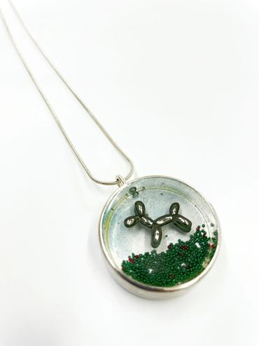 SILVER PLATED BALLOON DOG NECKLACE ON A 20" OR 24" CHAIN
£25