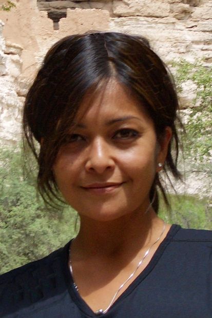 Dr. Allman visits the cliff dwellings of the Salado communities (1250-1450).