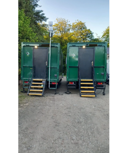 Movie-Go film and tv facilities production vehicle for on-set workspace