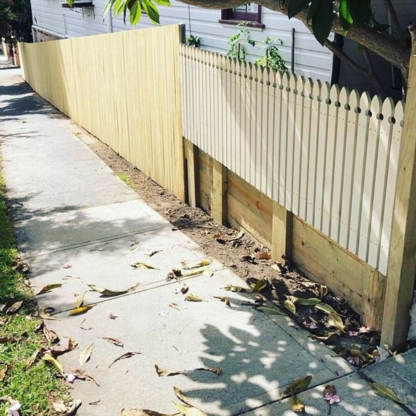 Timber Single Paling Fence, Picket Fence