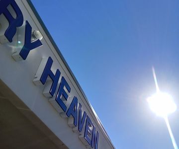 Laundry Heaven - where your laundry is divine!