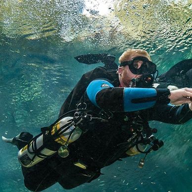 Learn to dive sidemount with Self-Confident Diver