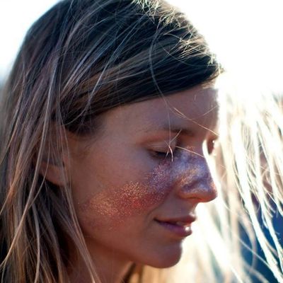 Kat Drake Sacred devotional singer, songwriter, Masters Guildhall, transcendental and joyful sound