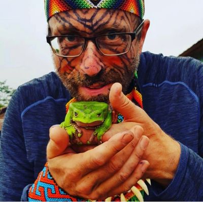 Ulric Amadeus Whyte: movement educator & Kambo Practitioner. Hatha Ashtanga Vinyasa Yoga Feldenkrais