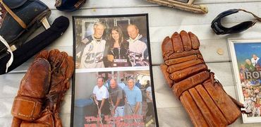 The legends.
70 year old skates and gloves, along with photos of Tom & Harry with the Cup at a Men's