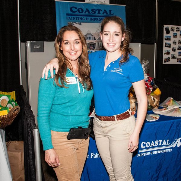 Left to right: Lucinda Arnold (owner) and daughter, Julia Arnold.