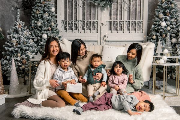 Family Christmas Photoshoot