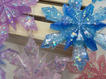 Epoxy Resin Snowflake Ornaments