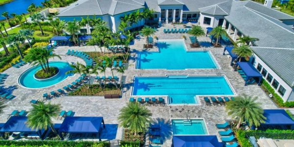 Valencia boynton beach real estate