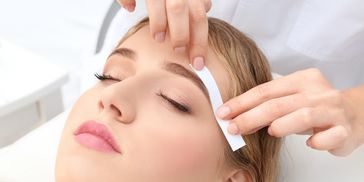 Eyebrow waxing, eyebrow tinting & eyelash tinting treatments.