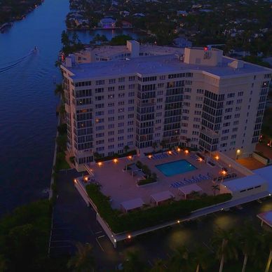 Construction progress picture of high rise luxury apartment in Downtown Delray Beach, FL.