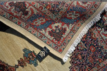 OV0744 Bidjar rug