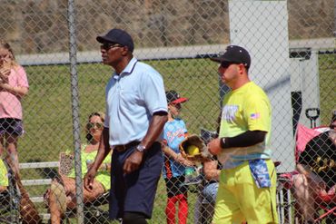 NORTH ELITE SPORTS
STANLEY LYONS THE BEST UMPIRE