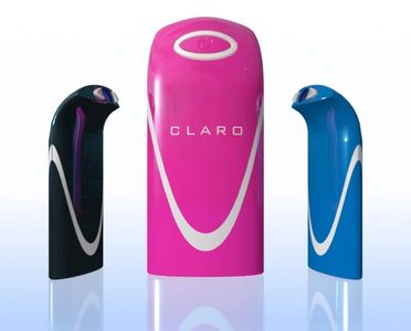 Handheld medical device for the treatment of acne