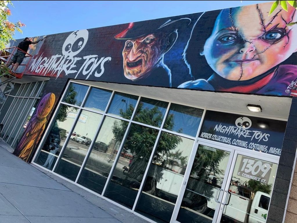 nightmare toys las vegas mural painting