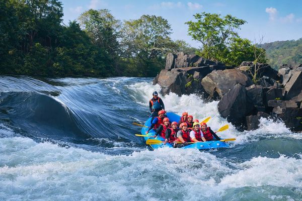Experience thrilling Dandeli River Rafting on the Kali River, navigating exciting rapids through lus