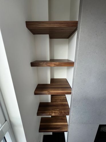 Tablette en collage de noyer noir sur mesure