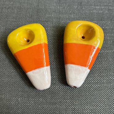 Candy corn pipe