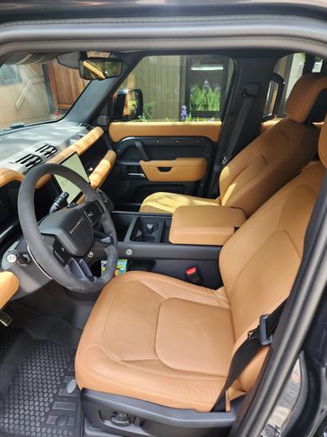 Interior Detailing of a Defender