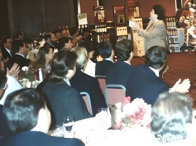 Entertaining Motivational Speaker