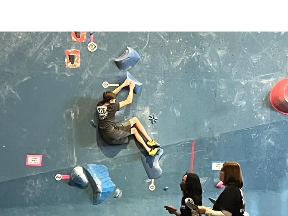 climbing gym, kids climbing, climbing Everett, indoor kids climbing, things to do in Everett, climb