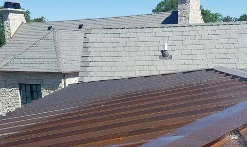 Metal Roofs, Siding, Gutters, Roof repairs, Champaign IL, Urbana IL, Gibson City IL, Mahomet IL