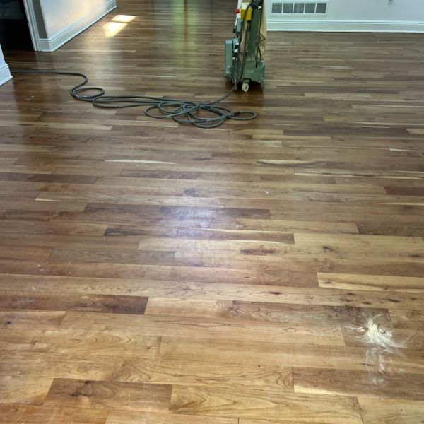 sanding machine with powerful dust‑collection system and precision heads in a north ridgeville, ohio