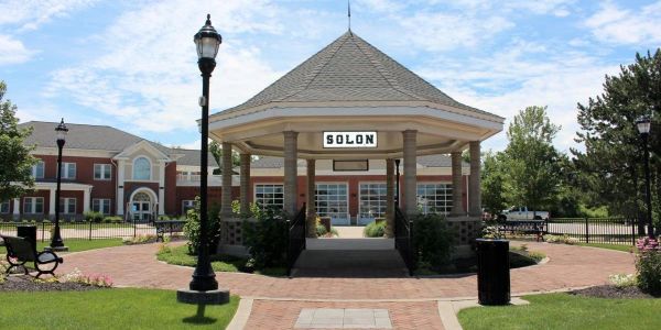 Residential and commercial properties in Solon, Ohio