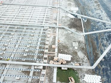 Block rows tied together on the liner