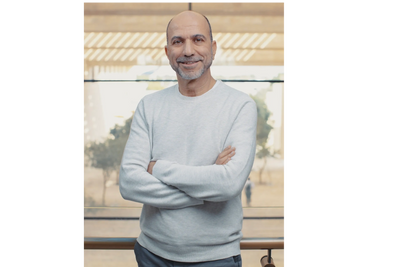 Distinguished Career Professor, Business Administration